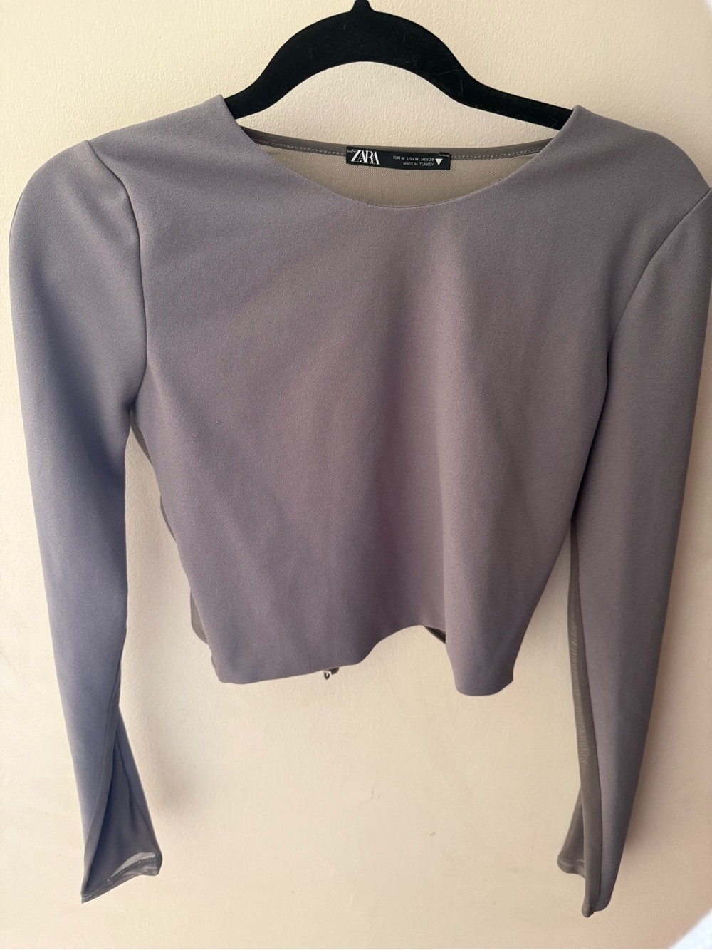Zara Women's Long Sleeve Top in Gray With Mesh Back